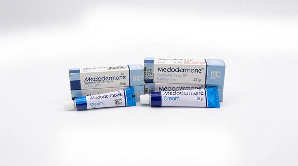 美樂得蒙 MEDODERMON 乳膏 Clobetasol 牛皮癬 濕疹藥膏